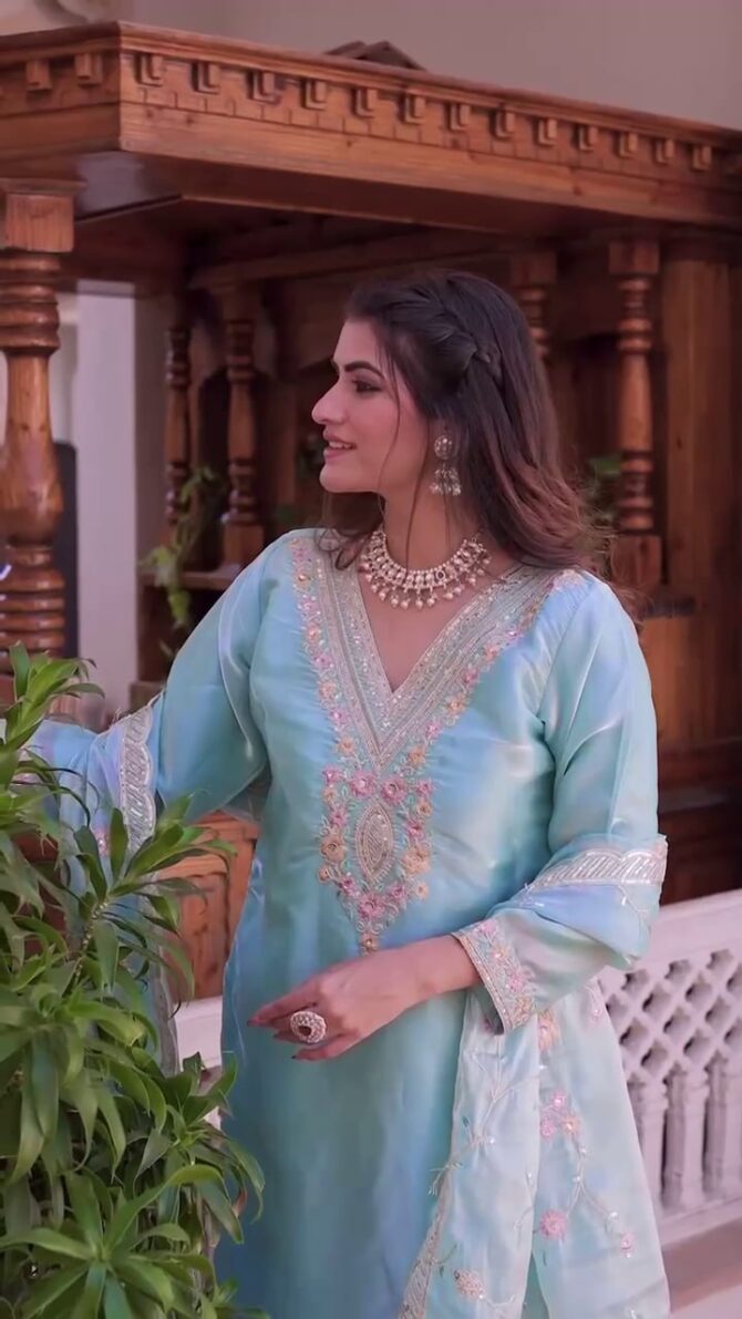 Pehnava Style Jimmy Choo Silk Heavy Embroidery work Kurta Pant Set - Image 4