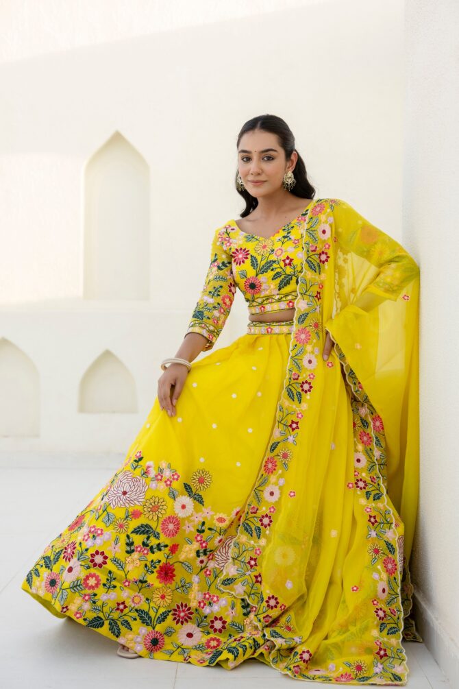 Pehnava Style Yellow Organza Embroidered Semi-Stitched Lehenga - Image 4