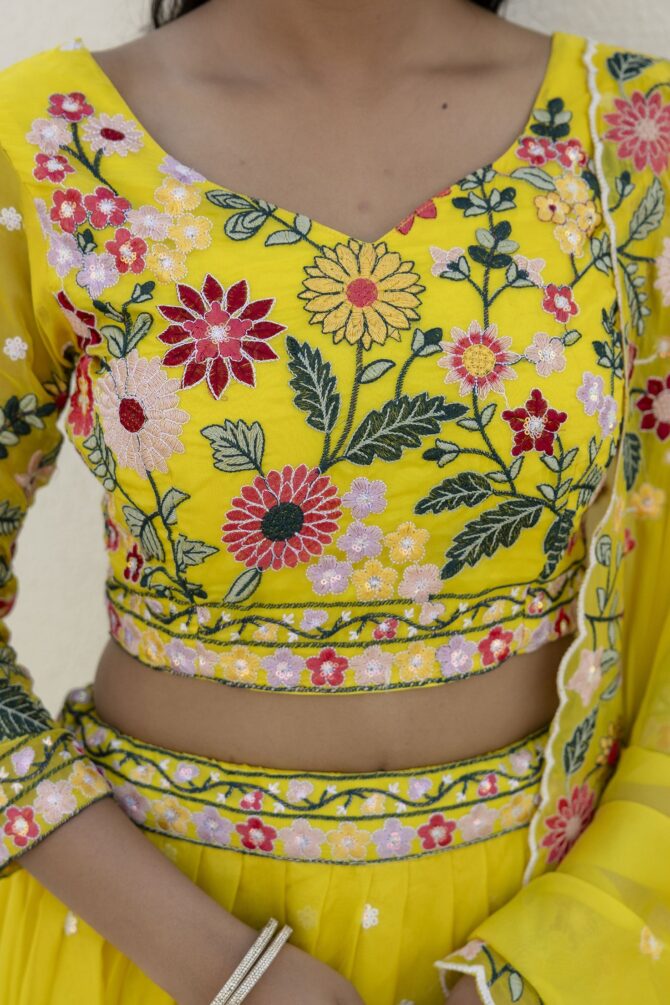 Pehnava Style Yellow Organza Embroidered Semi-Stitched Lehenga - Image 8