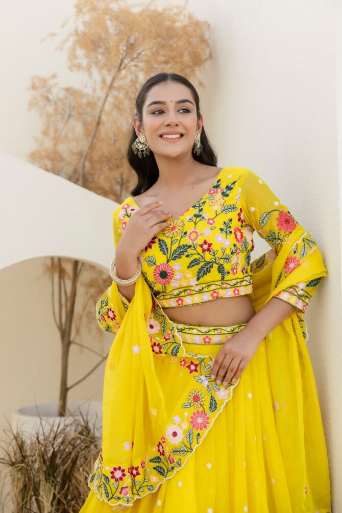 Pehnava Style Yellow Organza Embroidered Semi-Stitched Lehenga - Image 3