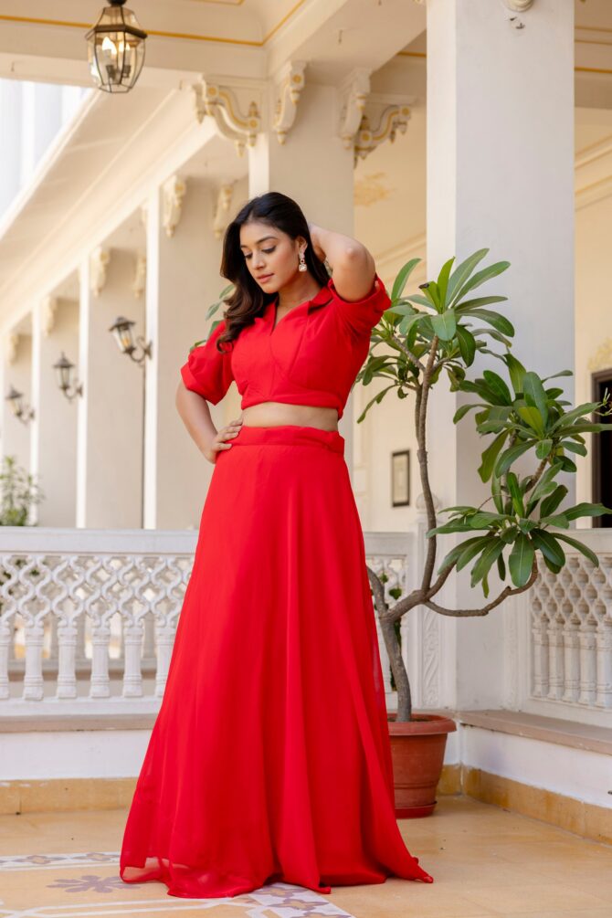 Pehnava Style Red Georgette Blouse Lehenga - Image 6