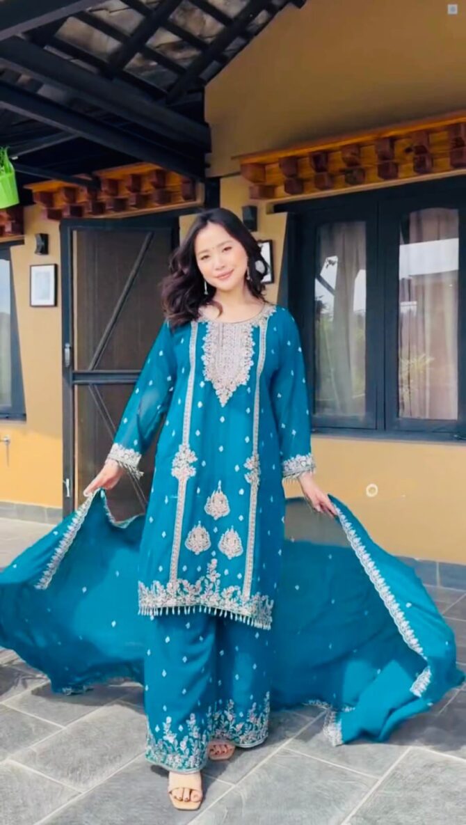 Pehnava Style Pure Chinon Embroidery Work Kurtie Palazzo Set - Image 3