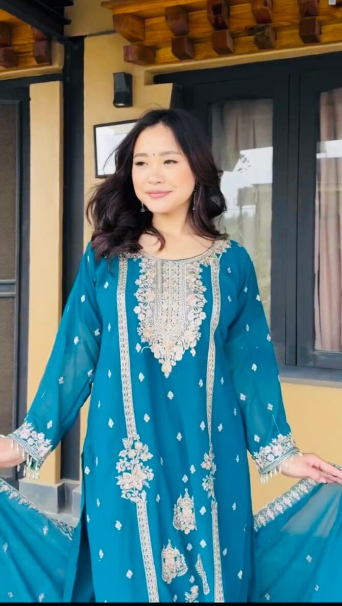 Pehnava Style Pure Chinon Embroidery Work Kurtie Palazzo Set - Image 2