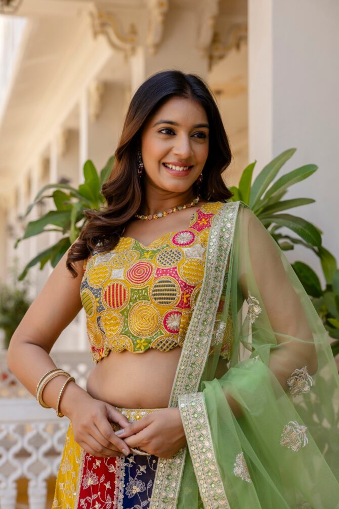 Pehnava Style Multicolor Faux Georgette Semi-Stitch Lehenga - Image 3