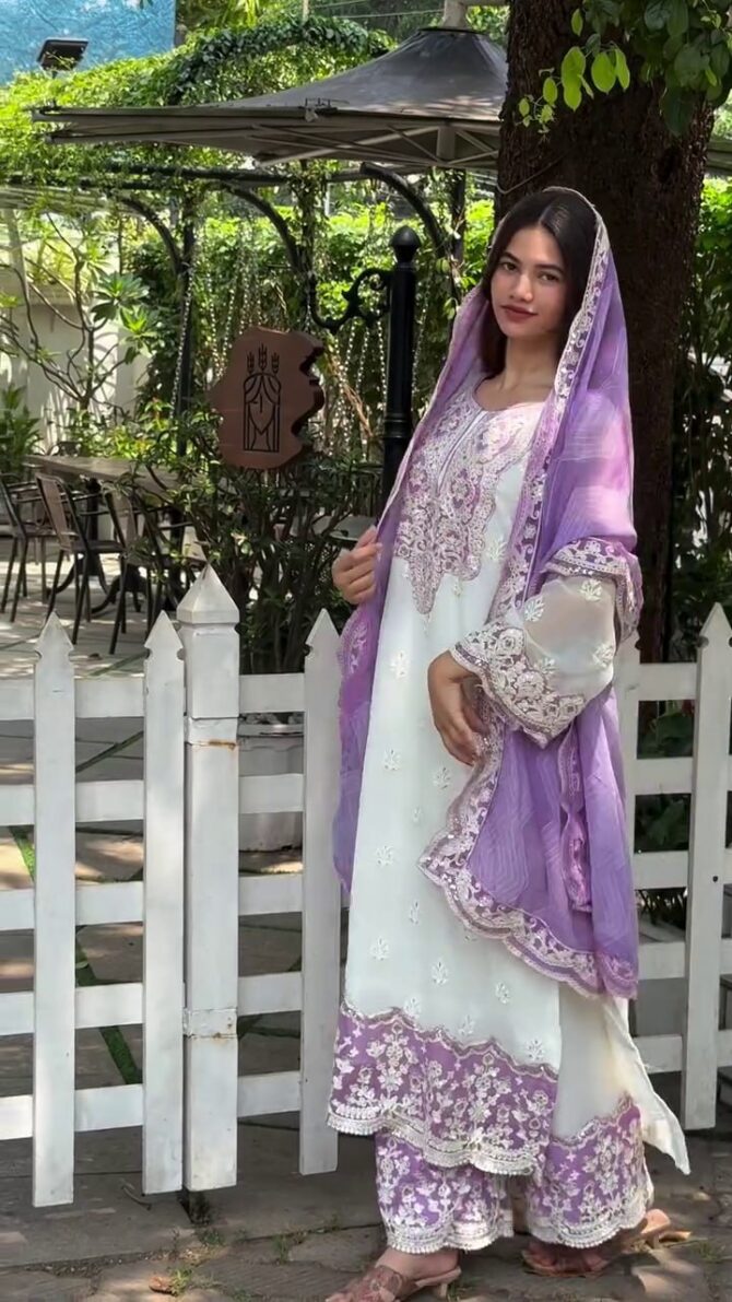 Pehnava Style Faux Gerogette Embroidery Work Kurta Pant Set - Image 2
