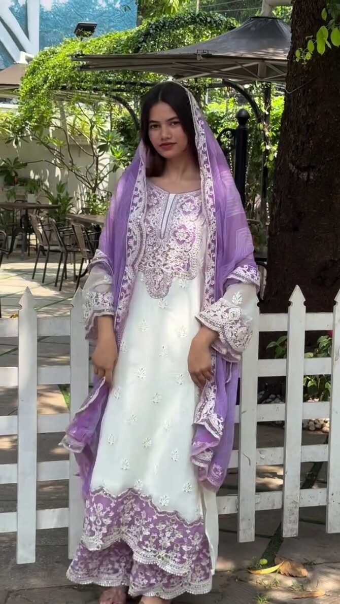 Pehnava Style Faux Gerogette Embroidery Work Kurta Pant Set