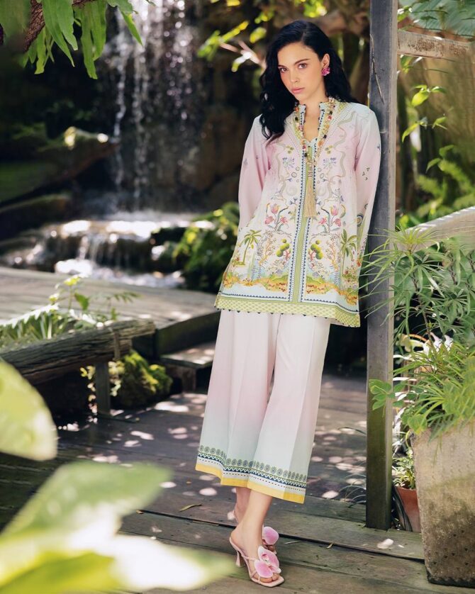 Pehnava Style Pure Natural Crepe With Digital Print Co-Ord Set - Image 3