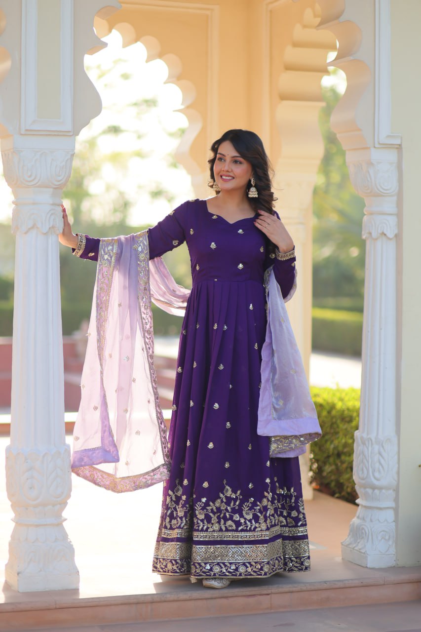 Pehnava Style Star Georgette With Embroiery Zari Sequins-Work Gown & Duppatta - Image 4