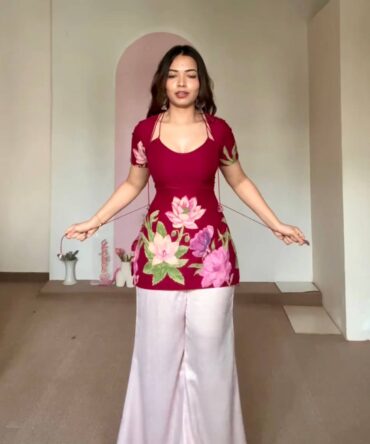 Pehnava Style Pure Roman Silk With Digital Print Kurtie Palazzo