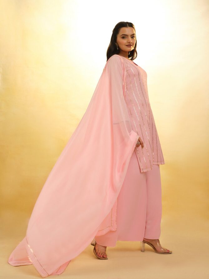 Pehnava Style Pink Embroidered Kurtie Plazzo - Image 4