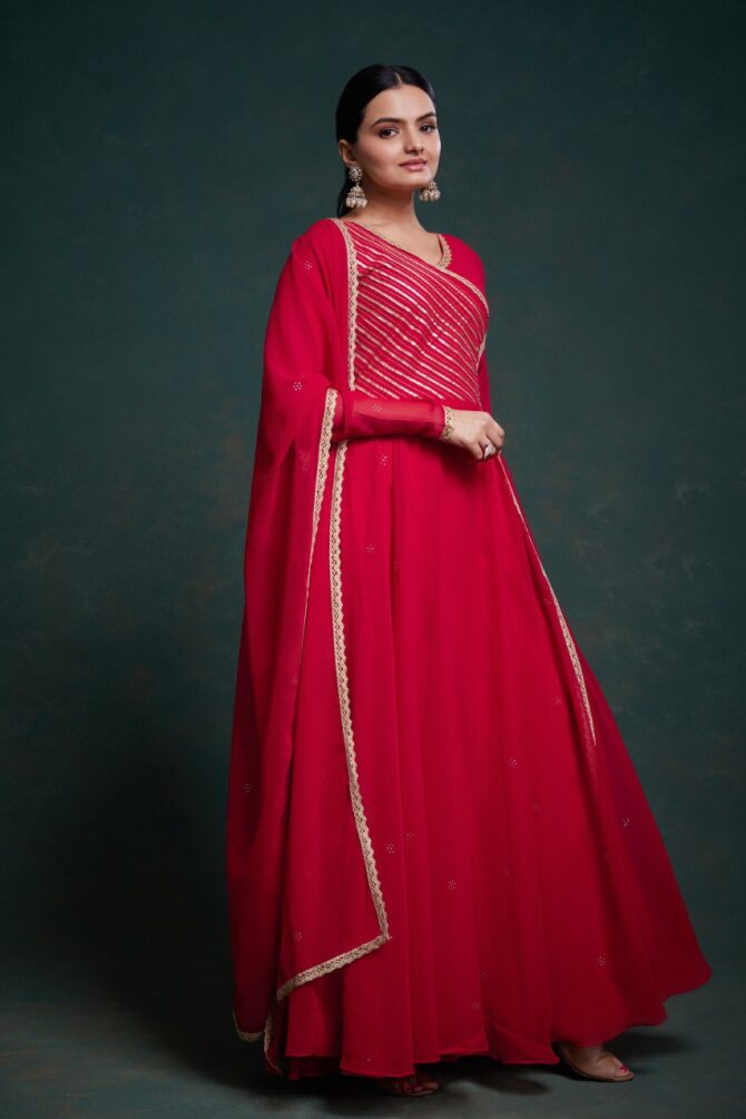 Pehnava Style Rose Red Georgette Gown - Image 4