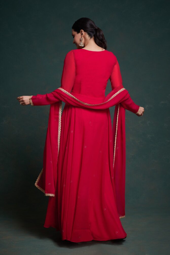 Pehnava Style Rose Red Georgette Gown - Image 6