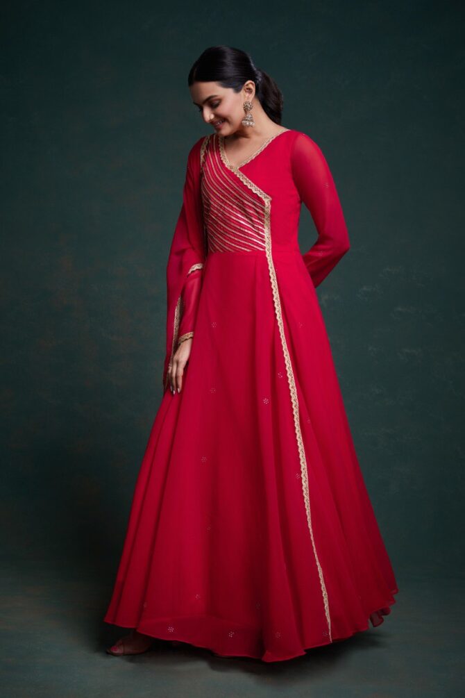 Pehnava Style Rose Red Georgette Gown - Image 5
