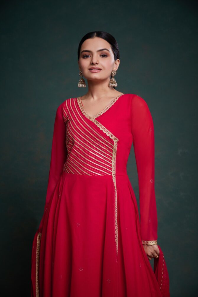 Pehnava Style Rose Red Georgette Gown - Image 2