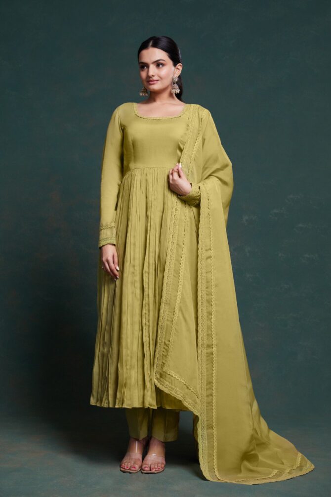Pehnava Style Organza Digital Printed Word Kurtie Set