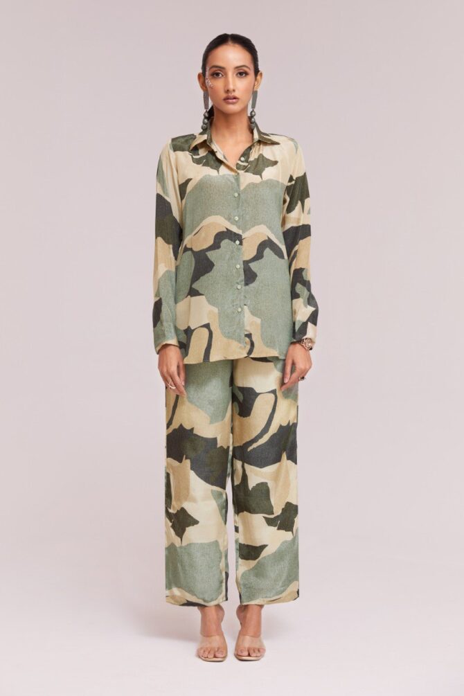 Pehnava Style Multi Color Crepe Printed Co-Ord Set - Image 2