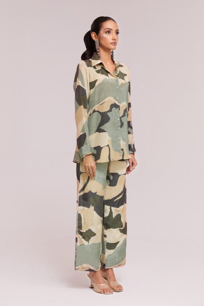 Pehnava Style Multi Color Crepe Printed Co-Ord Set - Image 3