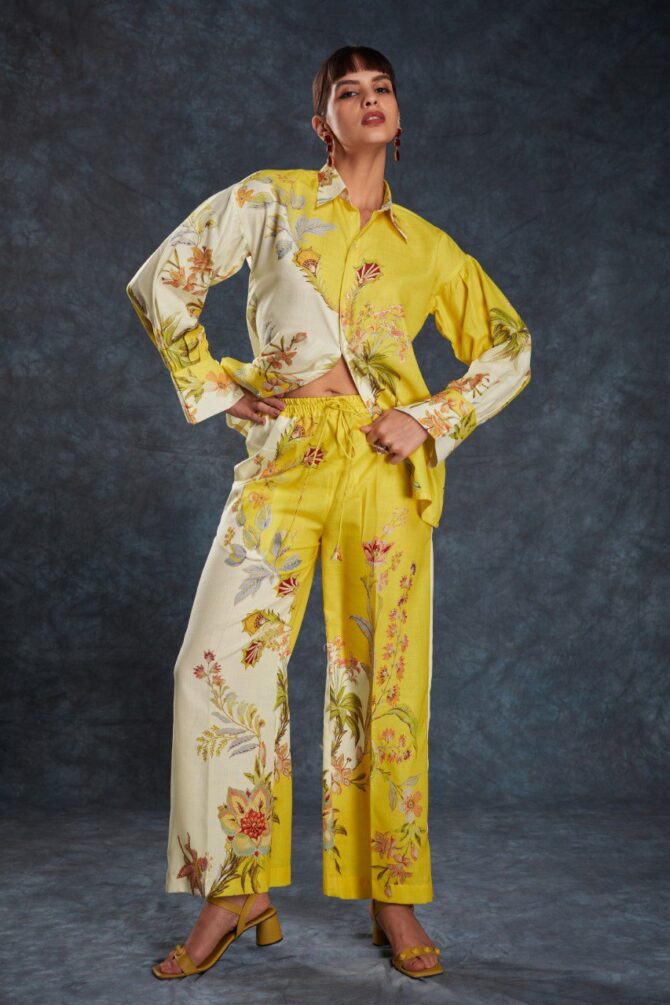 Pehnava Style Yellow Linen Printed Co-Ord Set - Image 3