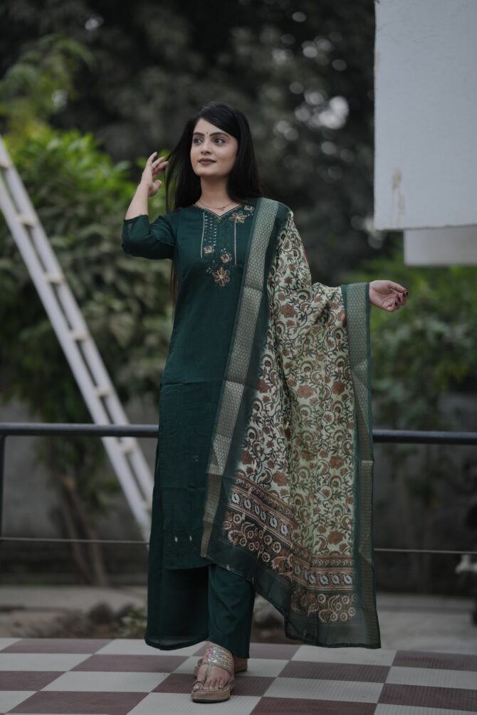 Green Embroidery Work Kurta Pant Set With Digital Duppatta - Image 8