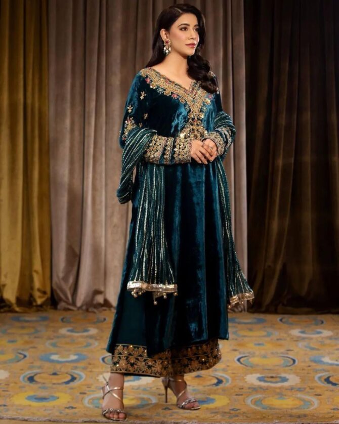 ORGENZA HEAVY VELVET KURTIE WITH BEAUTIFUL EMBROIDERED &  HEAVY VELVET PLAZZO - Image 5