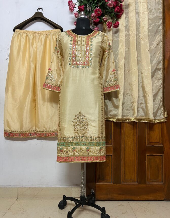 KURTI-PLAZZO SET IN CHINON SILK FABRIC WITH SEQUINS & ZARI  EMBROIDERY WORK - Image 4