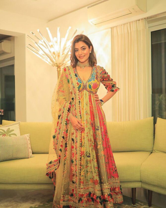 AVNEET KAUR & NISHA AGGARWAL INSPIRED DESIGNER  PRINTED ANARKALI GOWN - Image 2