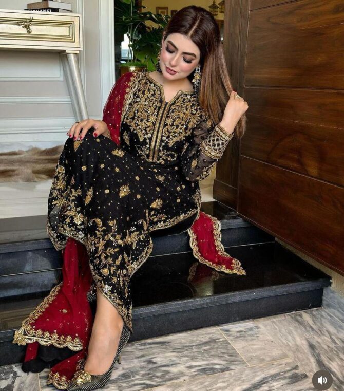 PRESENTING NEW KURTI SET IN GEORGETTE FABRIC WITH SEQUINS & ZARI EMBROIDERY WORK - Image 4