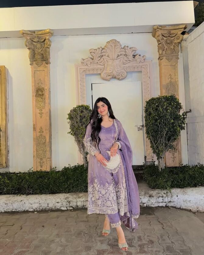 ENHANCE THE BEAUTY OF YOUR WARDROBE WITH THIS NEWLY LAUNCHED GOWN SET - Image 5