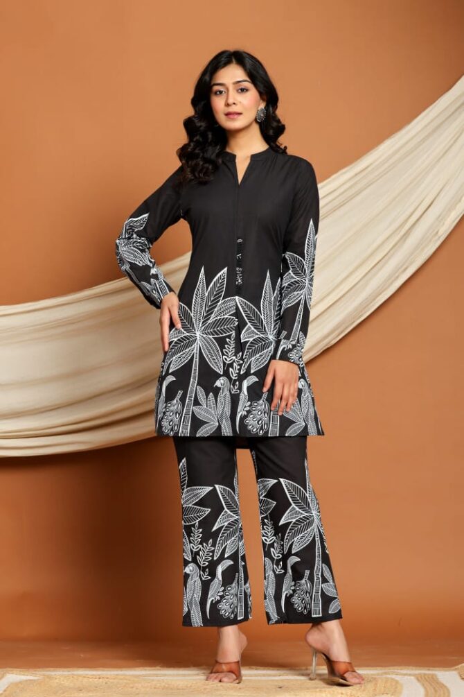 Pehnava Style Cotton Malti Print Co-Ord Set - Image 4