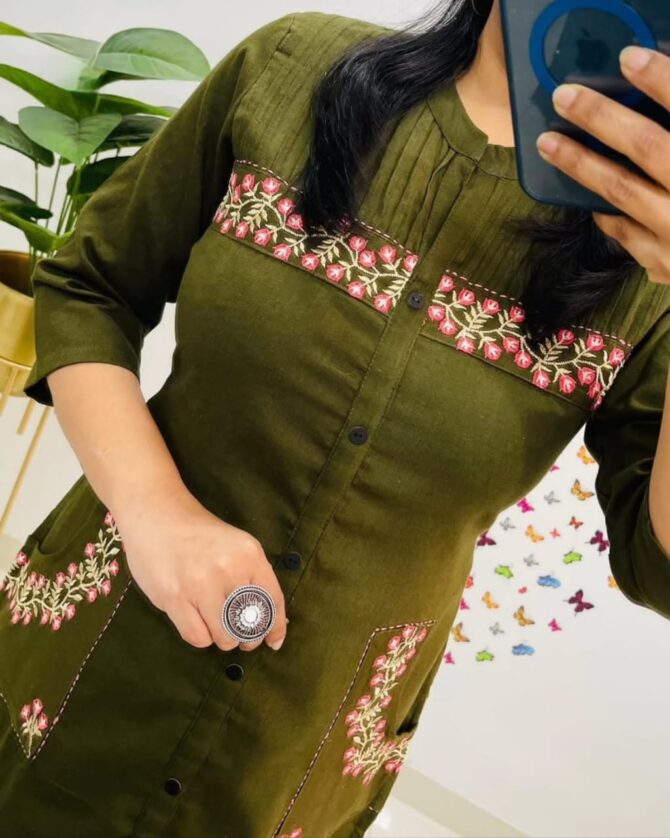 Pehnava Style Pure Fine Cotton Fabric Embroidery Work Kurta Pant - Image 3